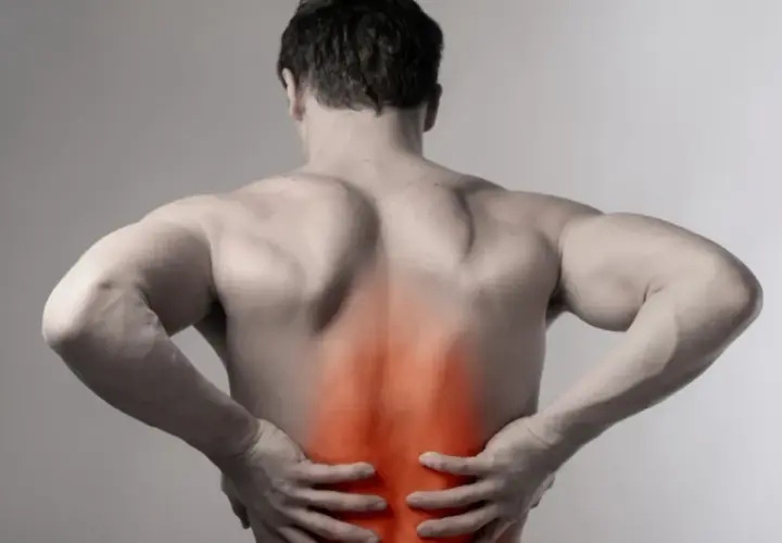 Dolor en la zona lumbar, posiblemente relacionado con el psoas musculo.