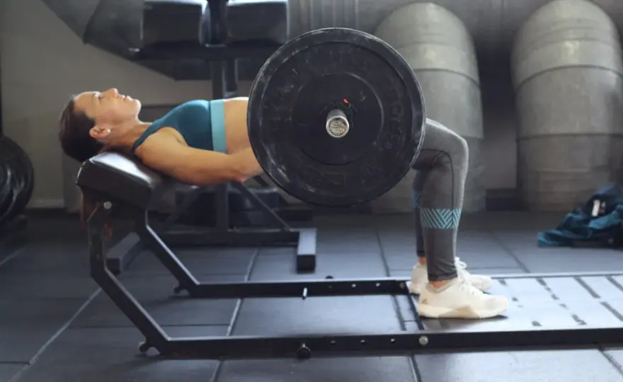 Hip Thrust con Barra - Técnica Perfecta y Glúteos Fuertes